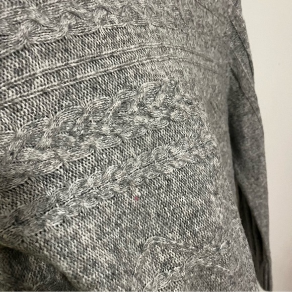 ST. JOHN’S BAY WOMENS GRAY KNIT SWEATER, Size XL - Picture 7 of 8